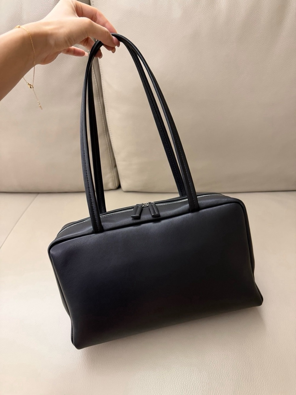Minimalist Black Leather Shoulder Bag with Double Straps